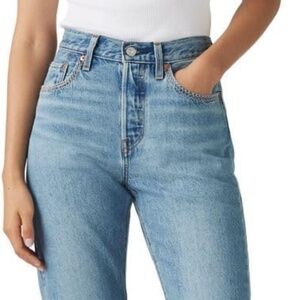 *NWT* Iconic Levi's 501s Lightweight Jeans - Switch Stitch feature - sz 31W 30L